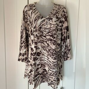 Chico’s Leopard knit sweater v neck embellishment Chico’s 3 (XL)